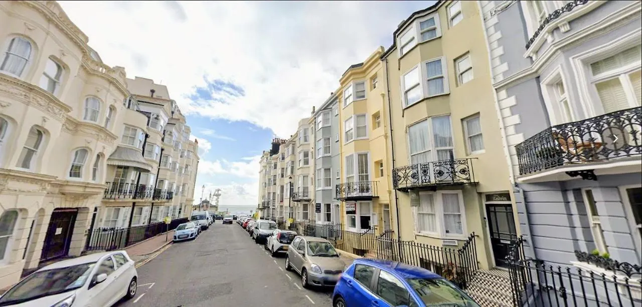 Saltwater Guest House Brighton 3*,